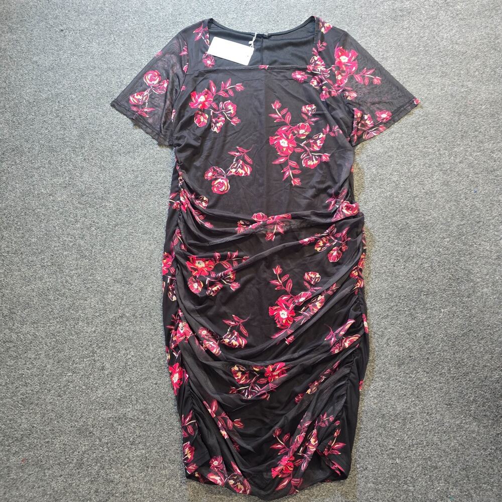 Bloomchic Dress Women Size 20 Black Red Floral Fitted Ruched Short Sleeve Casual